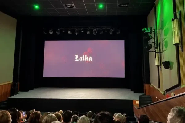 Klubowicze z Rogowa i Nadroża na premierze „Lalki” w Kinie Bałtyk w Rypinie